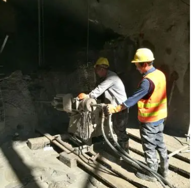 卓资水下抗分散灌浆料特点 水下不分散注浆料介绍